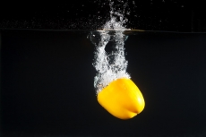 yellow capsicum in water