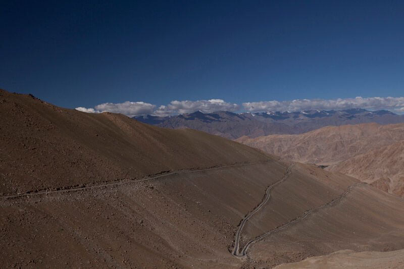 traveling through leh ladakh