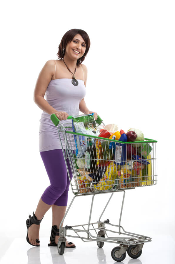 woman buying groceries