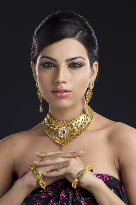 woman posing with jewellery 
