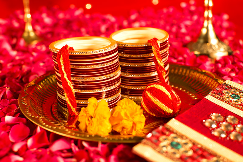 wedding chuda in pooja thaali 