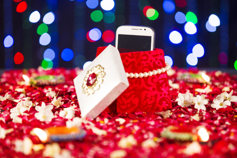 mobile and jewellery as diwali gifts  