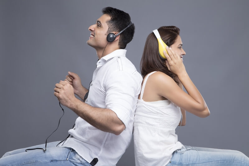 couple listening to music