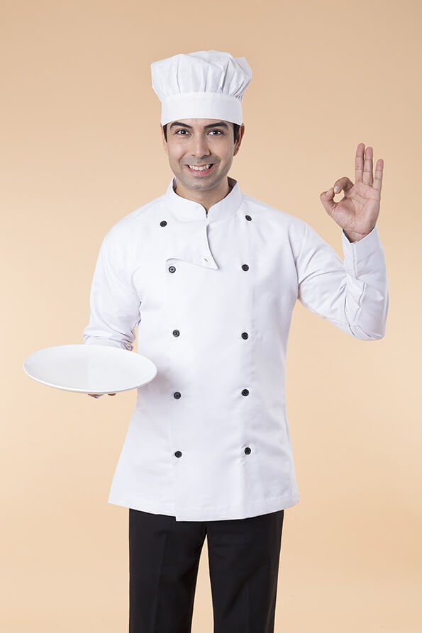 chef with serving plate 