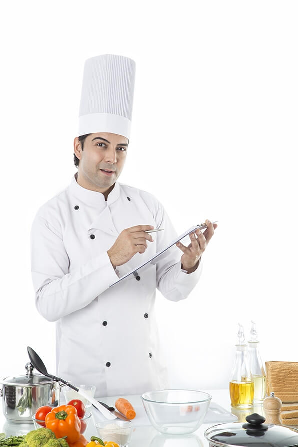 chef with check list board 