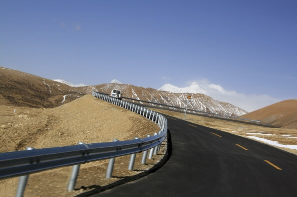 road in ladakh 