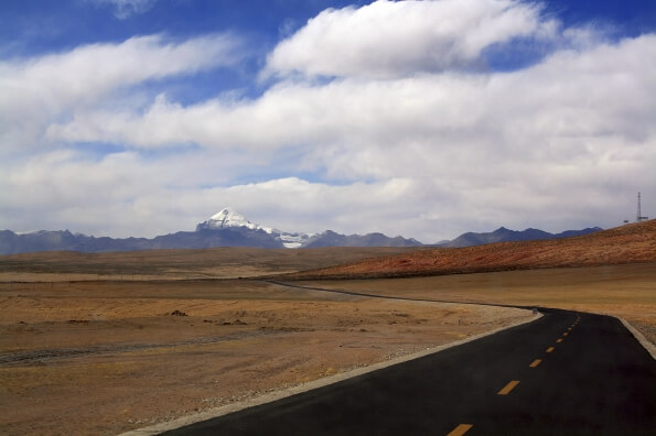 road in ladakh 