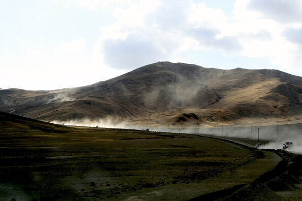 mountain range in ladakh 