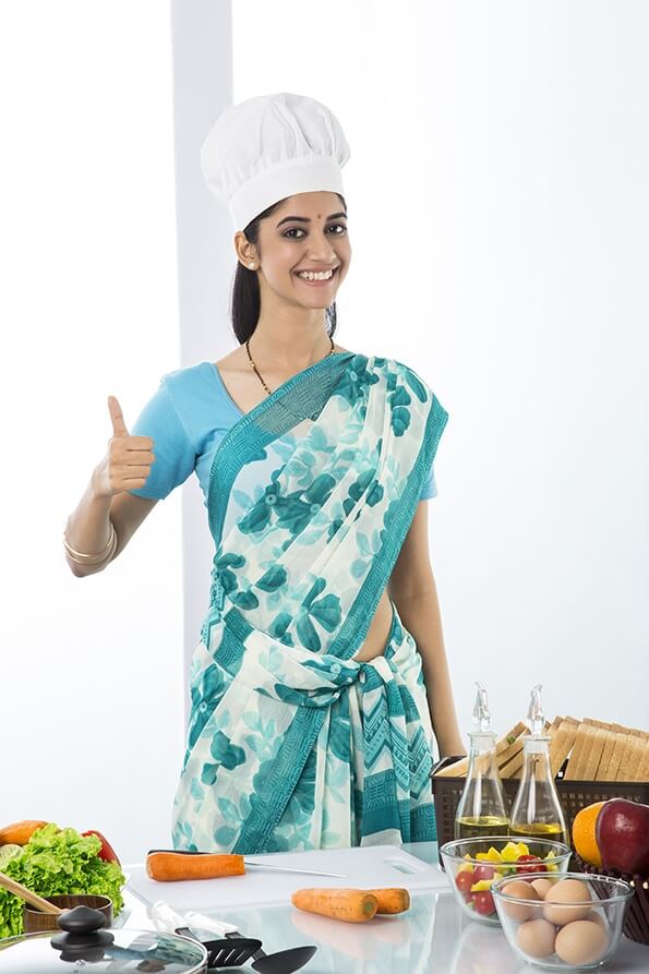 indian housewife showing thumbs up